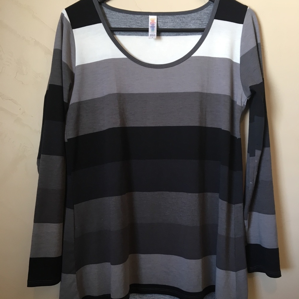 LuLaRoe Lynnae Black grey stripe size S NWOT